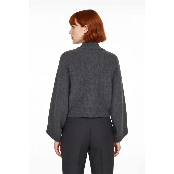 Kadın Basic Siluet Oversize Dik Yaka İspanyol Kol Akrilik Triko Kazak Konforlu Ve Modern Kaliteli