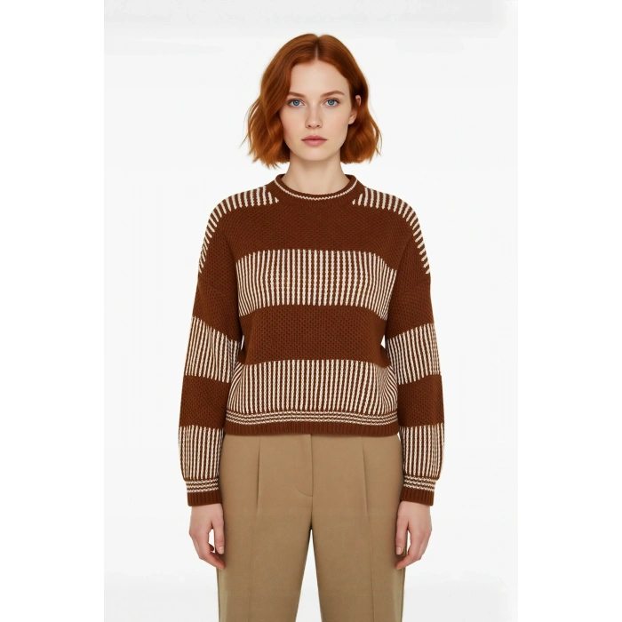 Kadın Basic Siluet Uzun Kollu Oversize Kesim Renk Bloklu Pike Dokuma Triko Kazak Kış Kombinlerinin