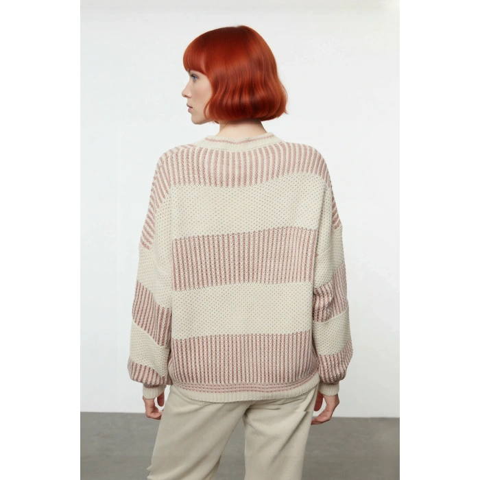 Kadın Basic Siluet Uzun Kollu Oversize Kesim Renk Bloklu Pike Dokuma Triko Kazak Kış Kombinlerinin