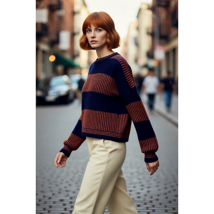 Kadın Basic Siluet Uzun Kollu Oversize Kesim Renk Bloklu Pike Dokuma Triko Kazak Kış Kombinlerinin