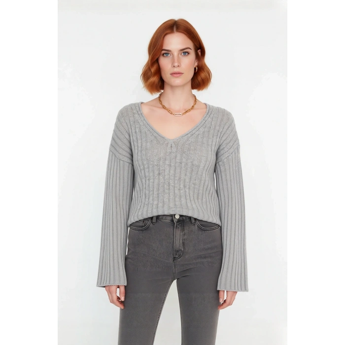 Kadın Basic V Yaka Geniş Kalıp Uzun Kollu Yünlü Triko Kazak Fitilli Dokusuyla Gün Boyu Konfor Sunar