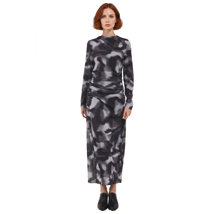 Kadın Batik Desenli Dik Yaka Skater Midi Elbise Şık Ve Modern Uzun Kollu Örme Kumaş Tasarım