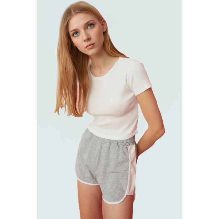 Kadın Bisiklet Yaka Crop Bluz Örme Kumaş Rahat Yazlık Özenle Seçilmiş Modern Stil Seçkin Malzeme