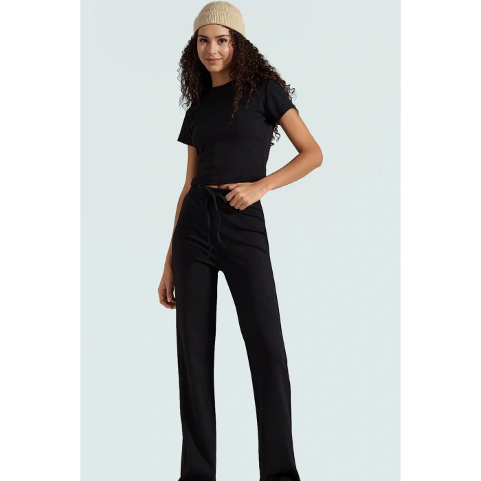 Kadın Bisiklet Yaka Kısa Kollu Pamuklu Polyester Esnek Takım Günlük Kullanım İçin Dayanıklı Malzeme