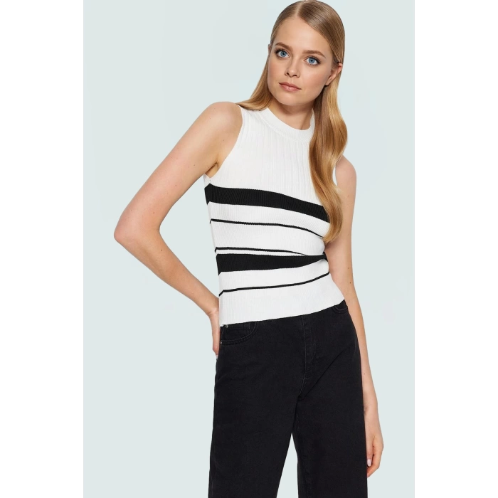 Kadın Bisiklet Yaka Triko Bluz İnce Polyester Renk Bloklu Yazlık Günlük Kullanım İçin Konforlu Kesim