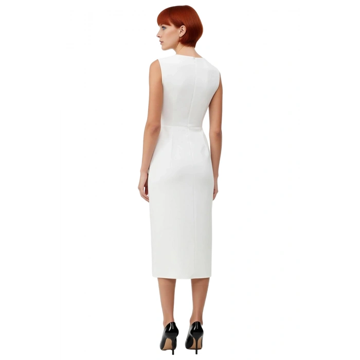 Kadın Bodycon Kesim Kolsuz V Yaka Kemerli Midi Elbise Aksesuar Detaylı Şık ve Modern Finike Dokuma