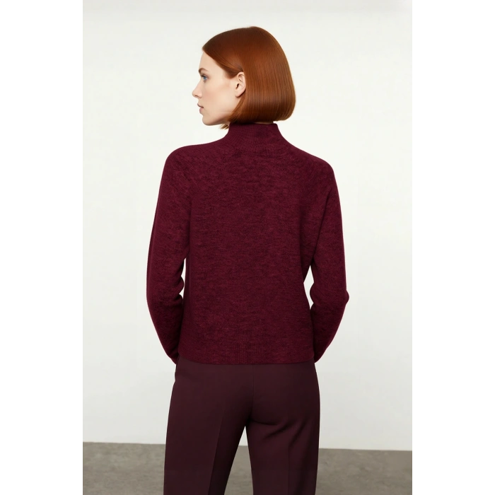 Kadın Bordo Reglan Kol Oversize Dik Yaka Triko Kazak Kış Sezonu İçin İdeal Rahat Günlük Giyim