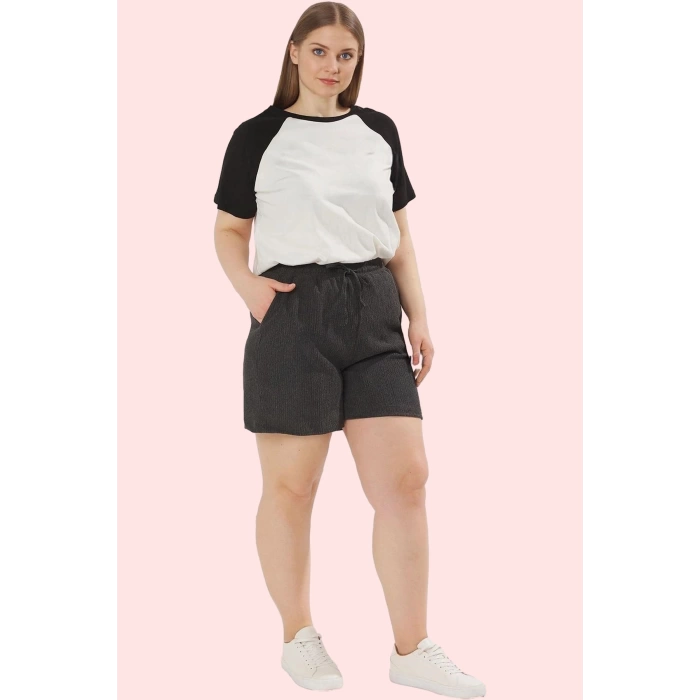 Kadın Büyük Beden Örme Şort Regular Fit Günlük Kullanım Hafta Sonu Yaz Aylarının Vazgeçilmezi