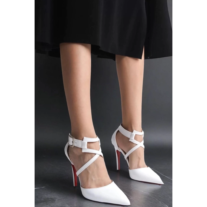 Kadın Çapraz Tokalı Topuklu Ayakkabı Sivri Burun Şık Stiletto