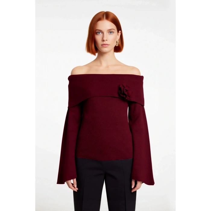 Kadın Carmen Yaka Gül Detaylı Triko Kazak Zarif Şık Regular Kalıp Çan Kol Gündüz Gece Kombin