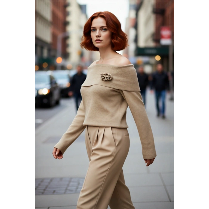 Kadın Carmen Yaka Triko Kazak Düz Desenli Fitted Uzun Kollu Şık Çiçek Detaylı Kış Modası Kaliteli