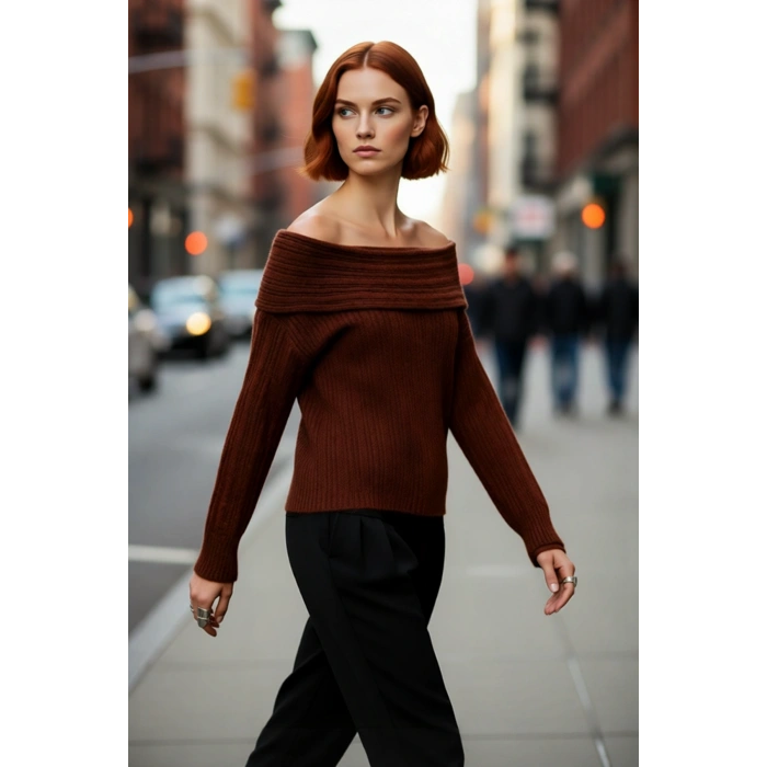 Kadın Carmen Yaka Triko Kazak Orta Kalınlıkta Regular Kalıbı İle Kış Gündüz Gece Rahatlığı