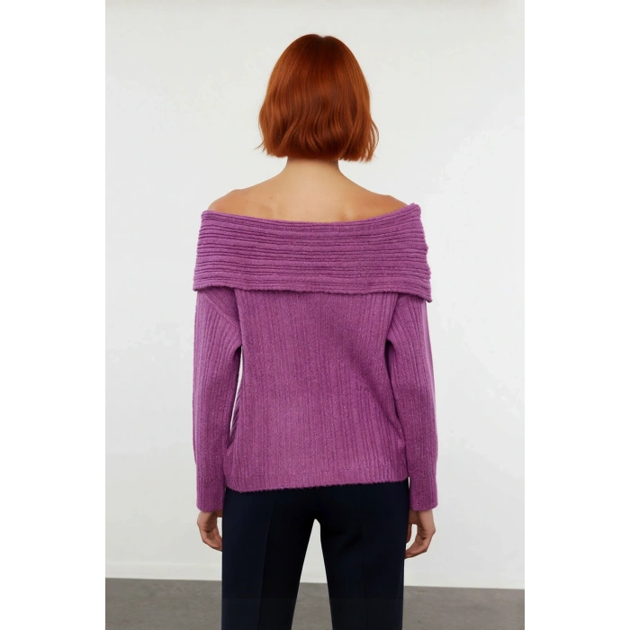 Kadın Carmen Yaka Triko Kazak Orta Kalınlıkta Regular Kalıbı İle Kış Gündüz Gece Rahatlığı