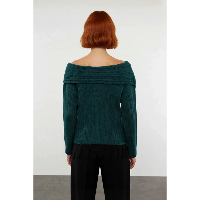 Kadın Carmen Yaka Triko Kazak Orta Kalınlıkta Regular Kalıbı İle Kış Gündüz Gece Rahatlığı