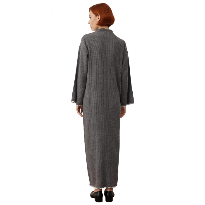 Kadın Casual Dik Yaka Düşük Kollu Maxi Boy Triko Elbise Rahat Shift Kalıp Kış Kombinleri İçin