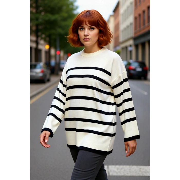 Kadın Casual Ortamlar İçin İdeal Uzun Kollu Orta Kalınlıkta Çizgili Bisiklet Yaka Triko Kazak