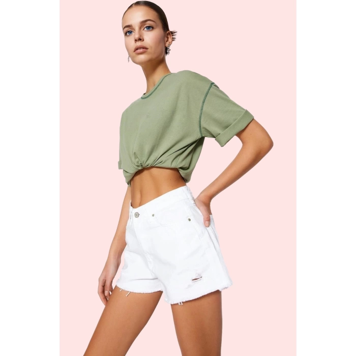 Kadın City Short Denim Şort Dar Paça Pamuklu Yaz Aylarının Vazgeçilmezi Stilin Buluştuğu Yer
