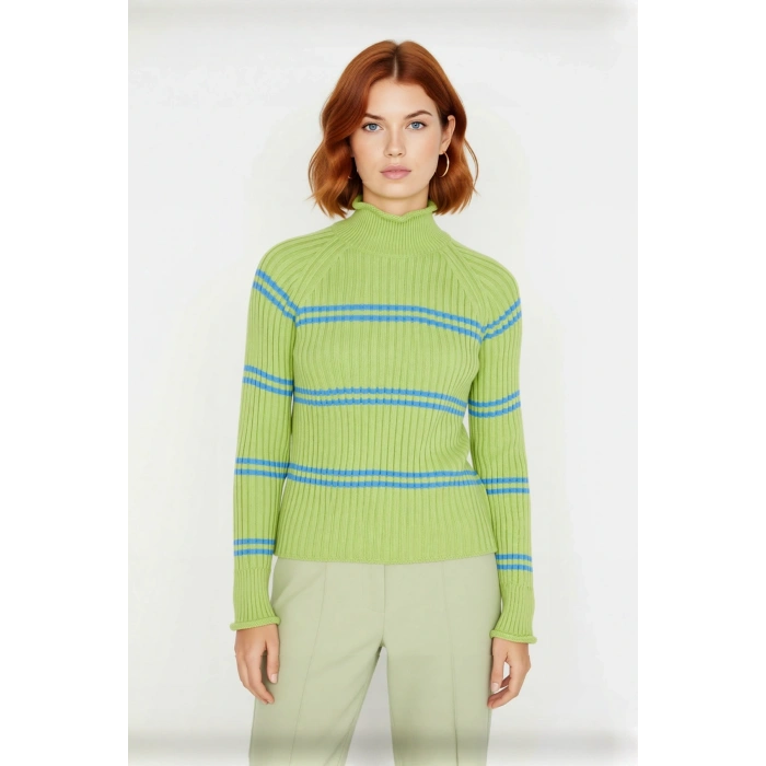 Kadın Çizgili Desenli Dik Yaka Triko Kazak Reglan Kol Kışlık Casual Giyime Uygun Konforlu Ürün