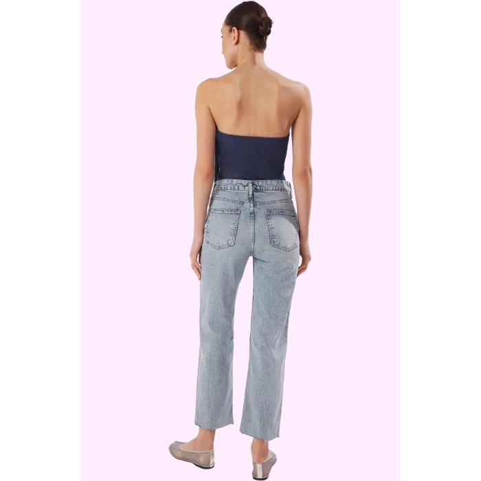 Kadın Comfort Straight Jean; Denim Normal Bel Uzun Boy Günlük Kullanım Yaz Aylarının Vazgeçilmezi