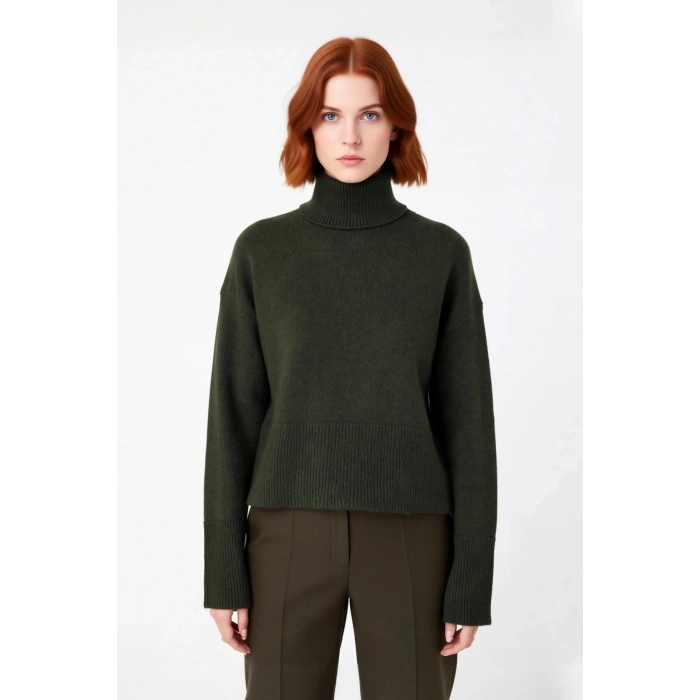 Kadın Crop Boy Oversize Triko Kazak Dik Yaka Standart Kol Düz Desen Yumuşak Dokulu Kış Gardırobu