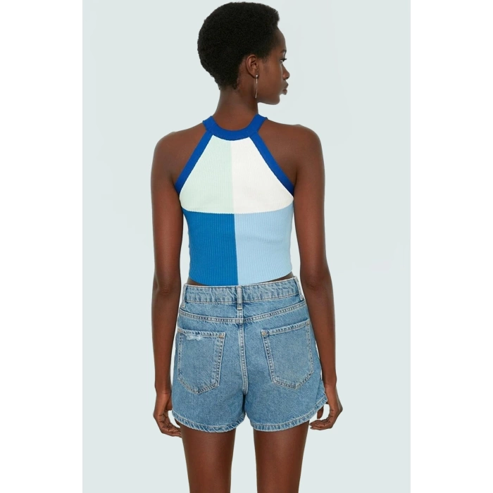 Kadın Crop Halter Yaka Triko Bluz Renk Bloklu Yazlık Günlük Seçkin Malzeme Özel Tasarım Modern Stil