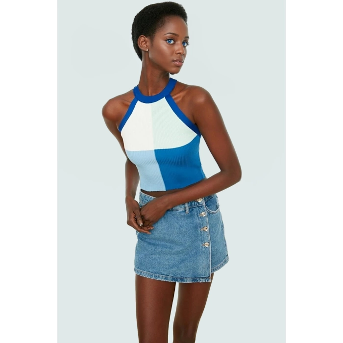Kadın Crop Halter Yaka Triko Bluz Renk Bloklu Yazlık Günlük Seçkin Malzeme Özel Tasarım Modern Stil