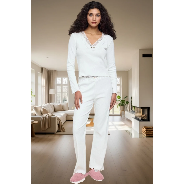 Kadın Dantelli Pamuklu Pijama Takımı Rahat Kalıp Boru Paça Modern Stil Özenle Seçilmiş