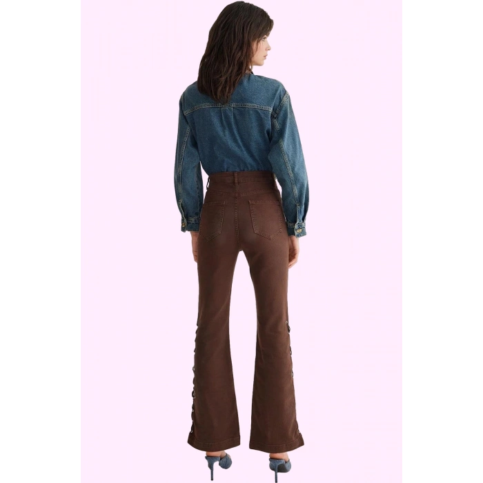 Kadın Denim Flare Pantolon Yüksek Bel Rahat Esnek Günlük Kombinler Yaz Aylarının Vazgeçilmezi