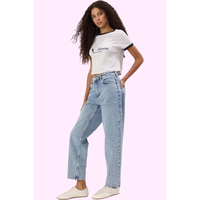 Kadın Denim Mom Jean Boru Paça Yüksek Bel 100 Pamuk Günlük Hafta Sonu Yaz Aylarının Vazgeçilmezi