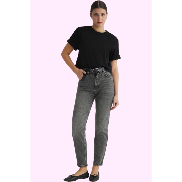 Kadın Denim Mom Jean Pantolon Yüksek Bel Boru Paça Casual Günlük Kullanım Kaliteli Malzeme