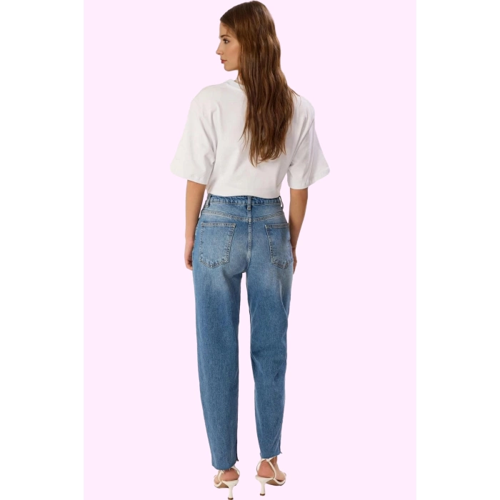 Kadın Denim Mom Jean Rahat Kalıp Uzun Boy Kesikli Paça Günlük Hafta Sonu Dayanıklı Malzeme