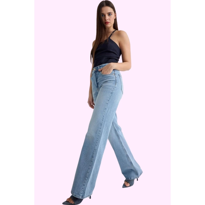Kadın Denim Pantolon Yüksek Bel Geniş Paça Pamuk Tüm Sezonlar Günlük Kullanım Modern Tasarım