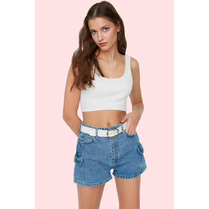 Kadın Denim Şort Yüksek Bel Pamuk City Short Kesim Rahat Günlük Yaz Aylarının Vazgeçilmezi