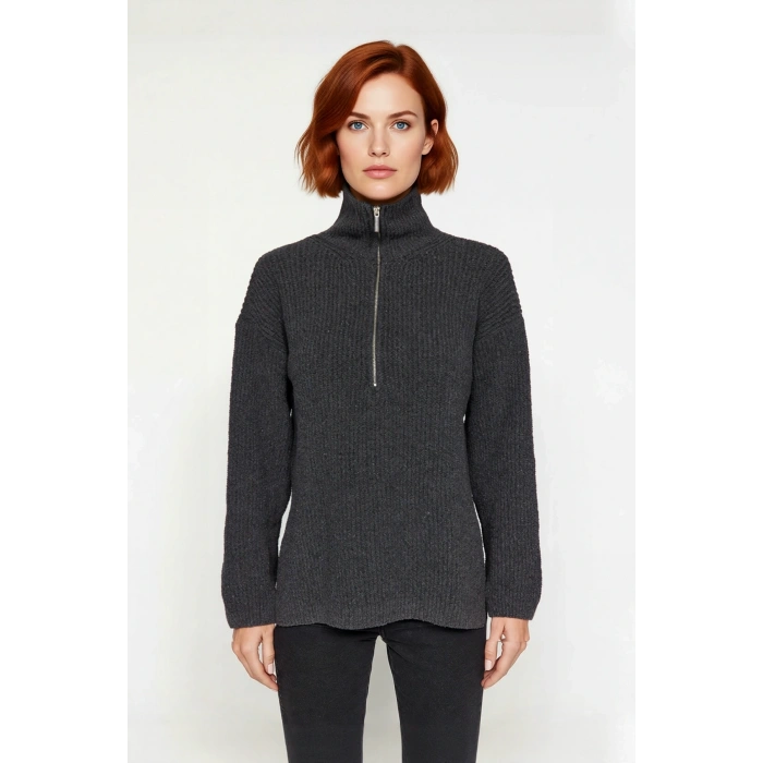 Kadın Dik Yaka Fermuarlı Regular Kalıp Düşük Kol Selanik Örgü Uzun Triko Kazak Soğuk Günler İçin