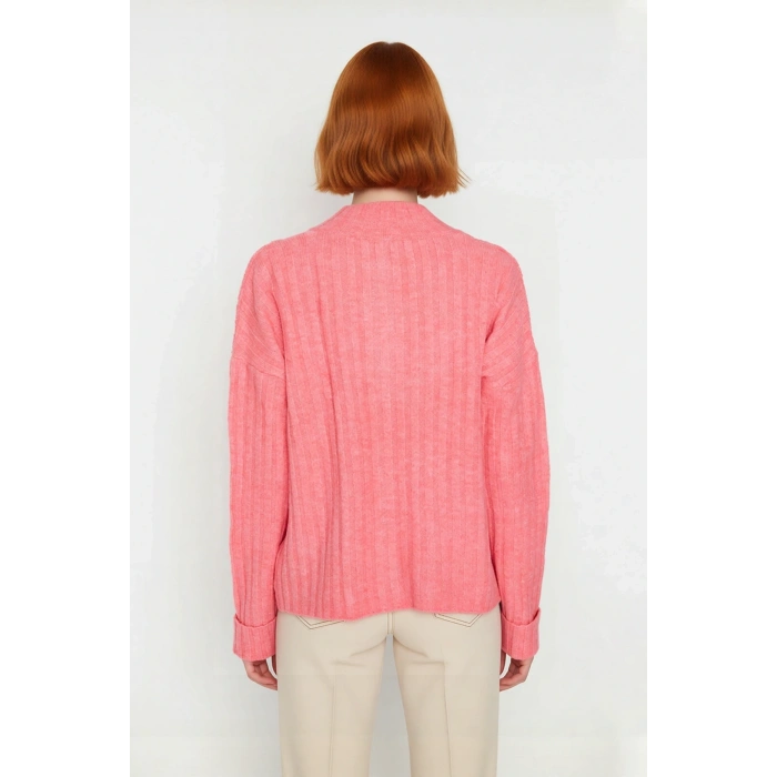 Kadın Dik Yaka Oversize Kalıp Düz Renk Düşük Kol Triko Kazak Soğuk Havalarda Konforlu ve Modern