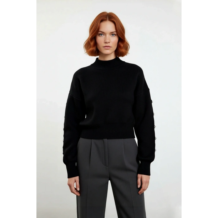 Kadın Dik Yaka Triko Kazak Düşük Kollu Düğme Detaylı Modern Regular Kalıp Kış İçin İdeal Seçim