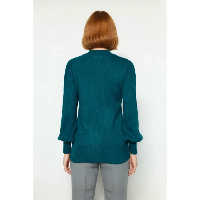 Kadın Dokulu Dik Yaka Balon Kol Regular Kalıp Akrilik Triko Kazak Günlük Ve Şık Kış Kombinleri İçin