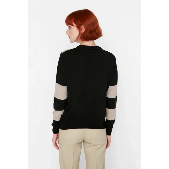 Kadın Düşük Kol Bisiklet Yaka Triko Kazak Renk Bloklu Tasarımıyla Kış Kombinleri İçin Kaliteli