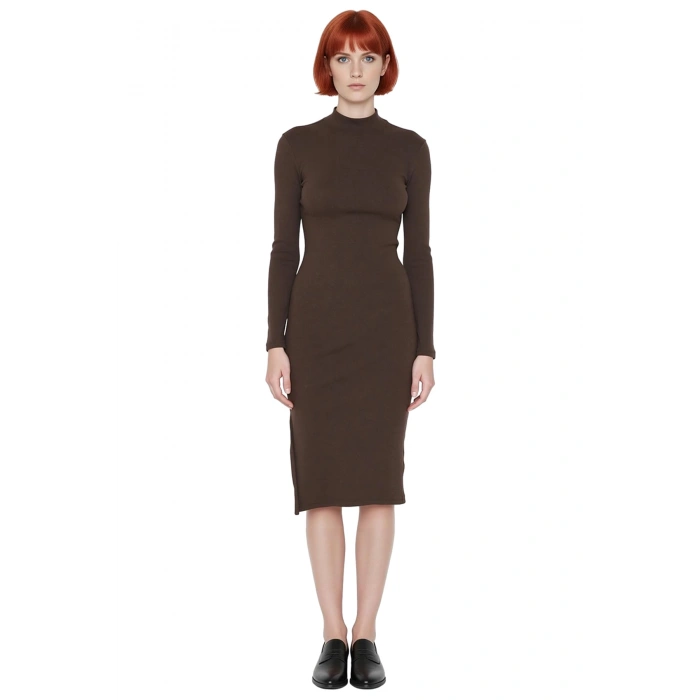 Kadın Düz Desen Dik Yaka Uzun Kollu Bodycon Midi Elbise Yırtmaç Detayı ile Modern Bir Dokunuş