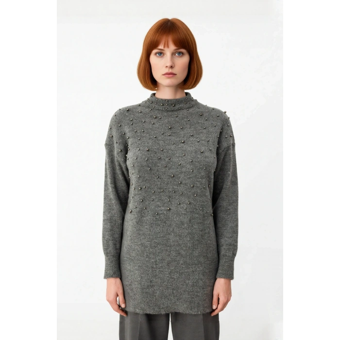 Kadın Düz Desen Metal İnci Detaylı Uzun Kollu Regular Kesim Triko Kazak Günlük Şıklığınızı Tamamlar