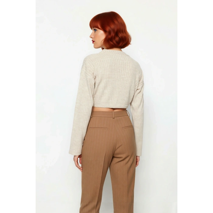 Kadın Düz Desen Regular Kalıp Triko Super Crop Bisiklet Yaka Uzun Kol Kazak Casual Tarz Kaliteli