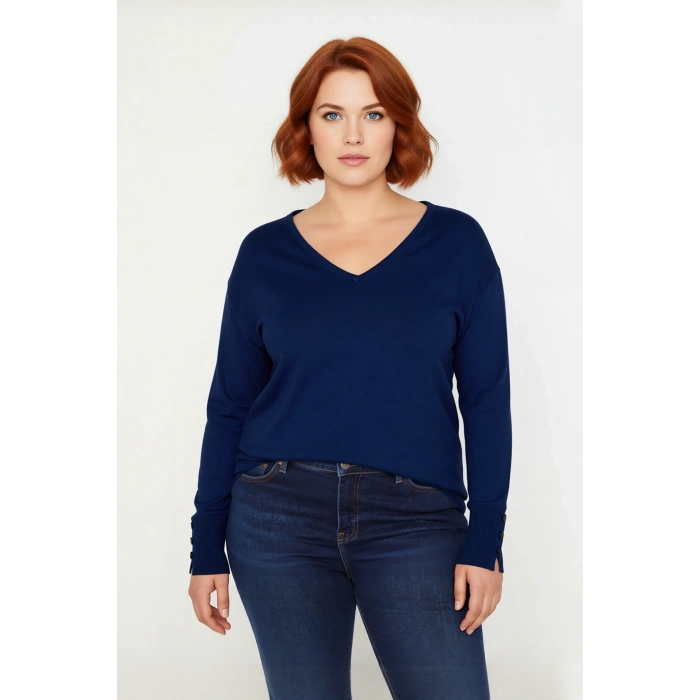 Kadın Düz Desen Regular Kalıp Triko V Yaka Kazak Uzun Kollu Ve Şık Düğme Detayları İle Kaliteli