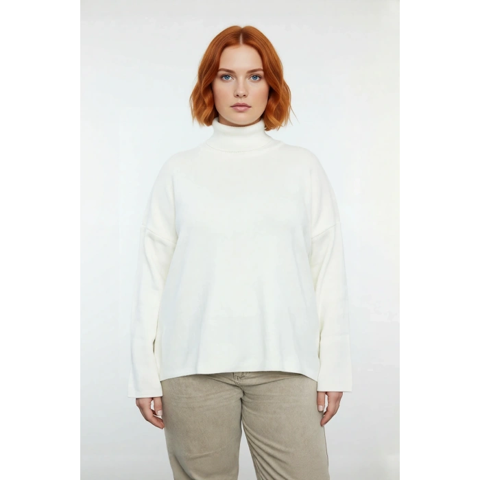 Kadın Düz Relaxed Kalıp Balıkçı Yaka Düşük Kol Triko Kazak Kış Kombinlerine Konfor Katıyor