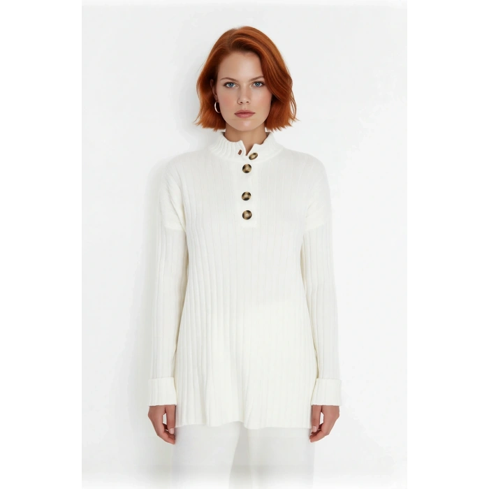 Kadın Ekru Rahat Kalıp Düz Desen Düğmeli Yaka Triko Kazak Sonbahar Kış Gardıropların Yıldızı