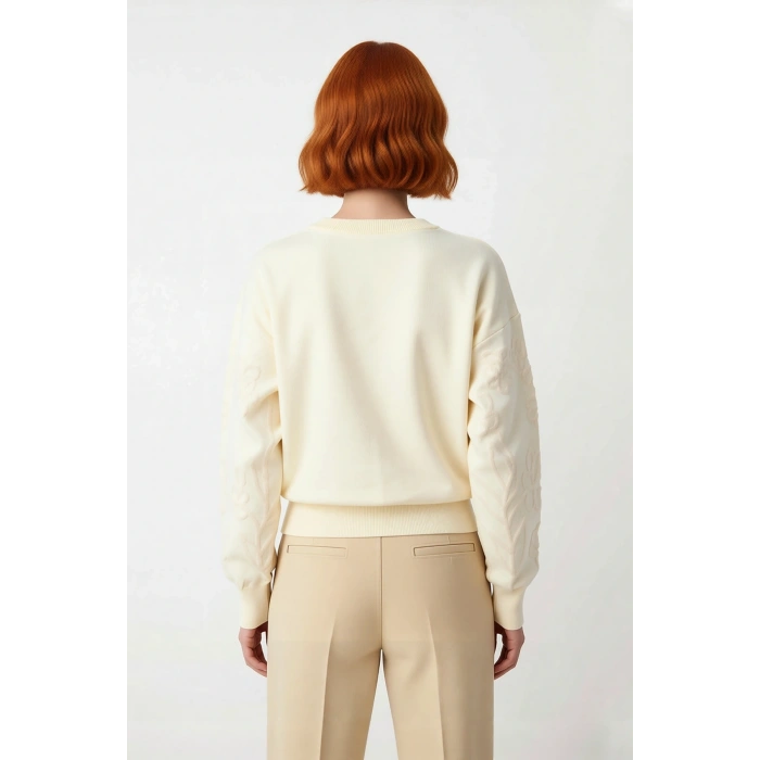 Kadın Ekru Regular Kalıp Bisiklet Yaka Çiçek Desenli Düşük Kol Triko Kışlık Kazak Günlük Şıklık İçin