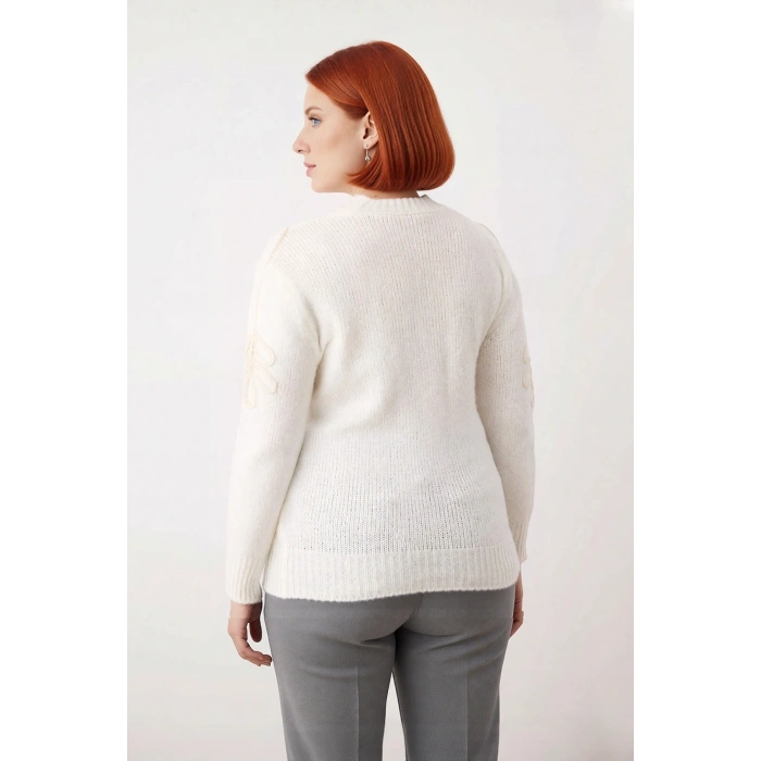 Kadın Ekru Regular Kalıp Çiçekli Desen Bisiklet Yaka Düşük Kol Triko Kazak Kış Şıklığı Kaliteli