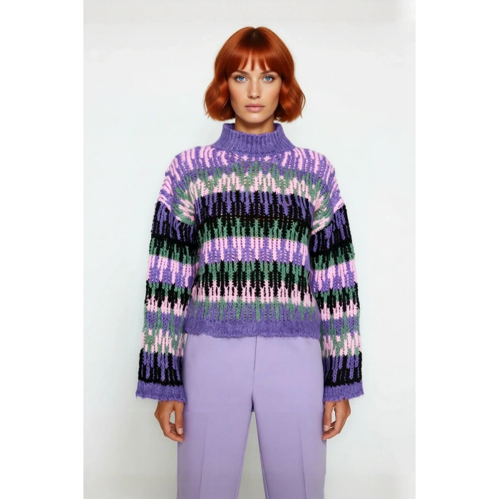 Kadın Etnik Desenli Oversize Dik Yaka Düşük Kol Kalın Crop Triko Kazak Kışlık Günlük Şıklık