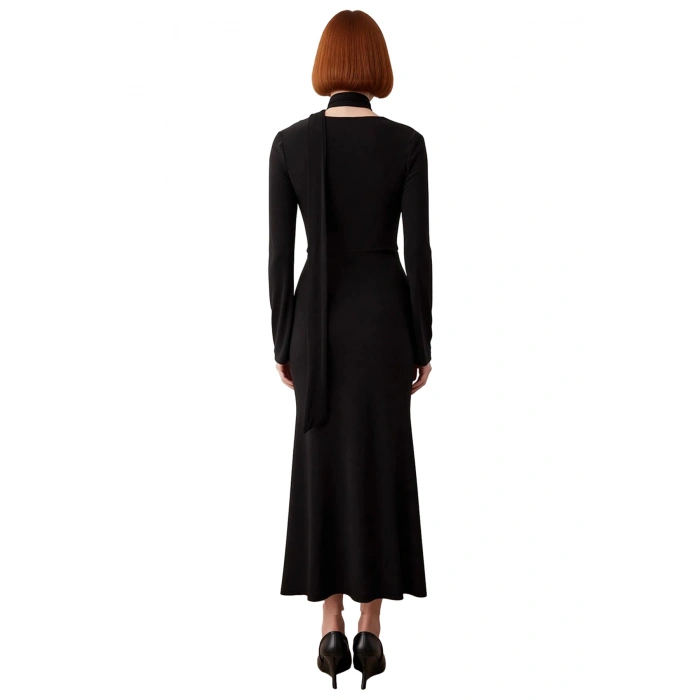 Kadın Fashion Forward Bodycon Kesim V Yaka Kuşak Detaylı Maxi Elbise Kış Şık Ortamlar İçin