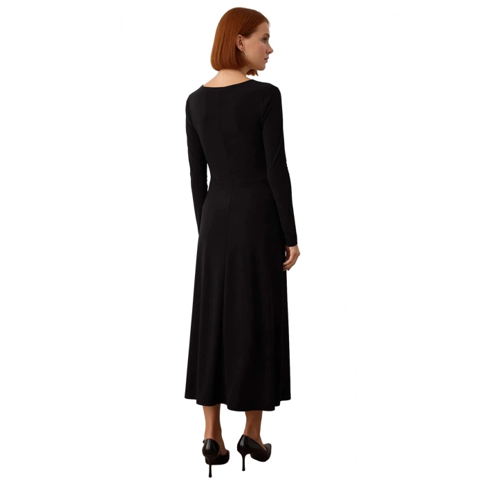 Kadın Fashion Forward V Yaka Büzgülü Uzun Kollu Maxi Elbise Gündüzden Geceye Esnek Şıklık Kaliteli