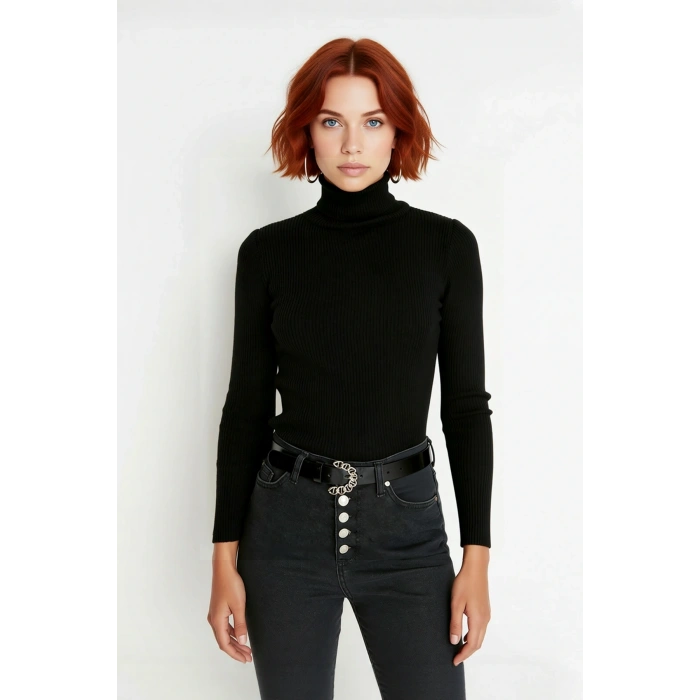 Kadın Fitted Balıkçı Yaka Akrilik Triko Kazak Soğuk Günler İçin Uzun Kollu Şık ve Modern Seçenek